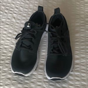 Dark Grey Under Armour Tennis Shoes